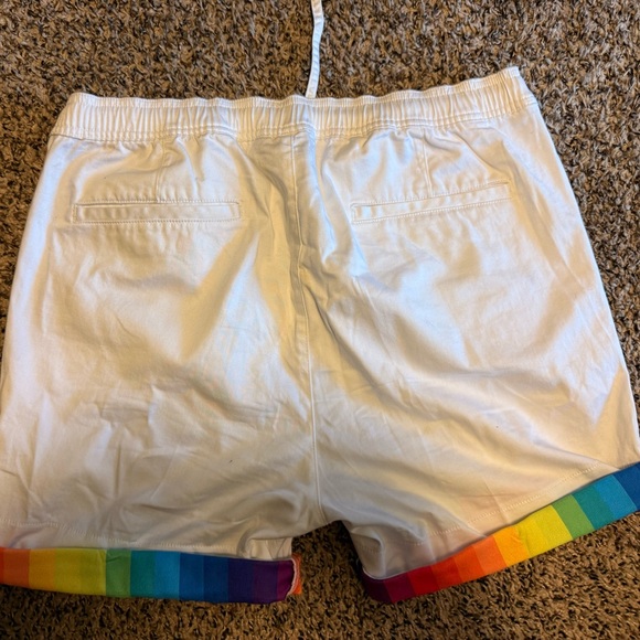 Rudest Rainbow Roll-Up Shorts size L - Picture 4 of 5